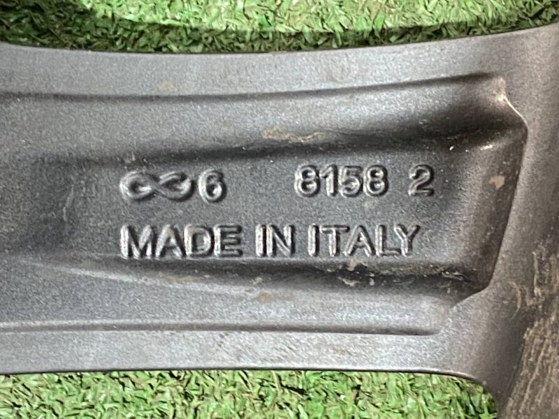 LR082902 Wheel disk R22 X 9.5 Land Rover Discovery 5 L462 (2017-) used cost 250 € in stock 3 pcs.