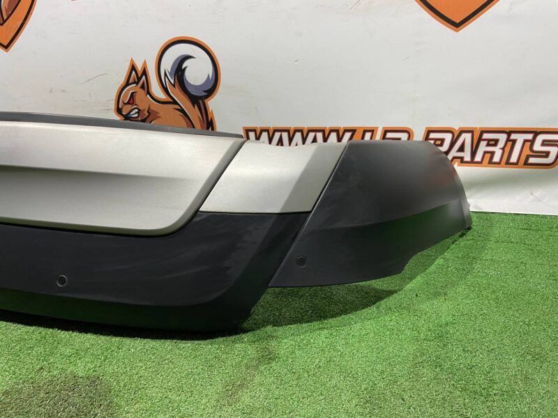 LR083022 Rear bumper Land Rover Discovery 5 L462 Used cost 300 € in stock 2 pcs.