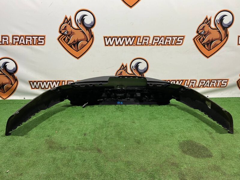 LR083022 Rear bumper Land Rover Discovery 5 L462 Used cost 300 € in stock 2 pcs.