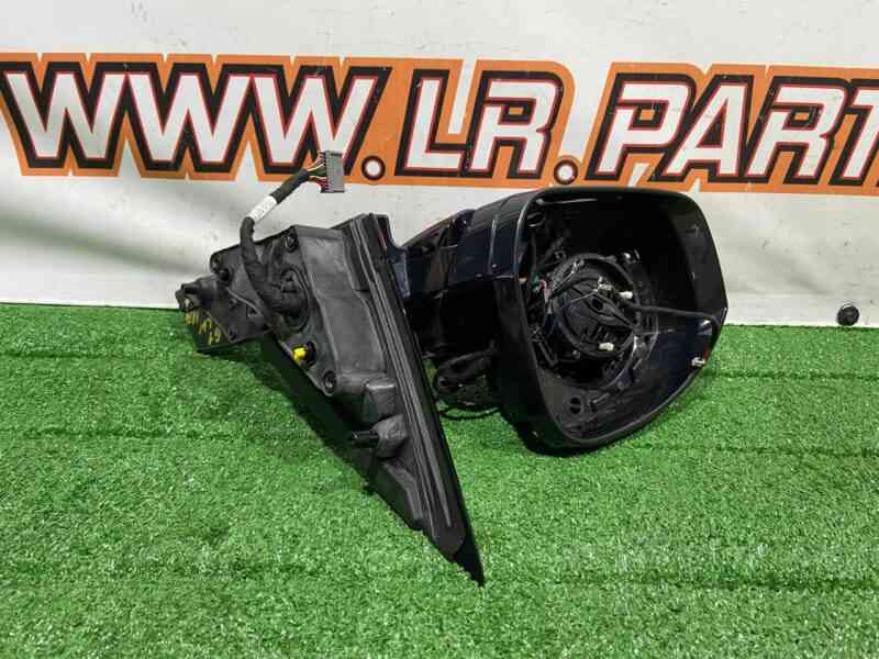 LR083183 Left mirror Land Rover Discovery 5 L462 (2017-) Used cost 450 € in stock 3 pcs.