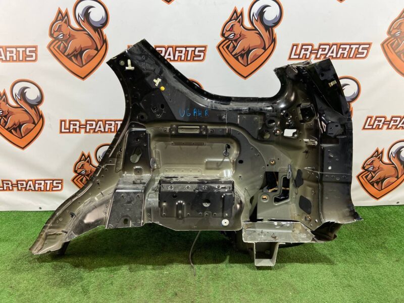 LR084290 Right rear quarter panel Land Rover Discovery 5 L462 (2017-) Used cost 666,66 € in stock 3 pcs.