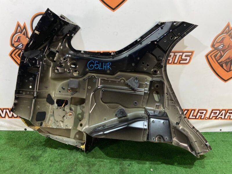 LR084291 Quarter rear left fender Land Rover Discovery 5 L462 used cost 500 € in stock 2 pcs.