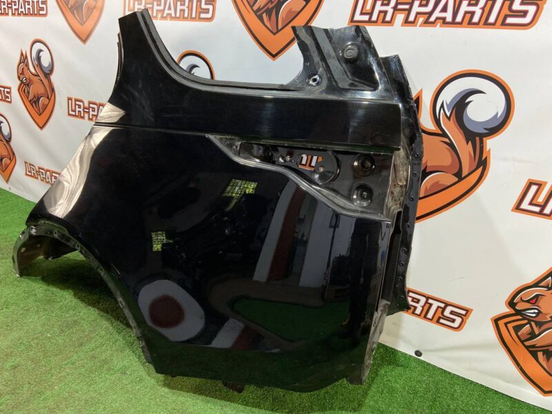 LR084291 Quarter rear left fender Land Rover Discovery 5 L462 used cost 500 € in stock 2 pcs.