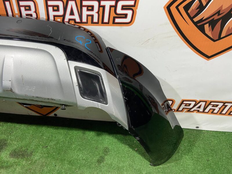 LR086046 Rear bumper Land Rover Discovery 5 L462 (2017-) used cost 500 € in stock 1 pcs.