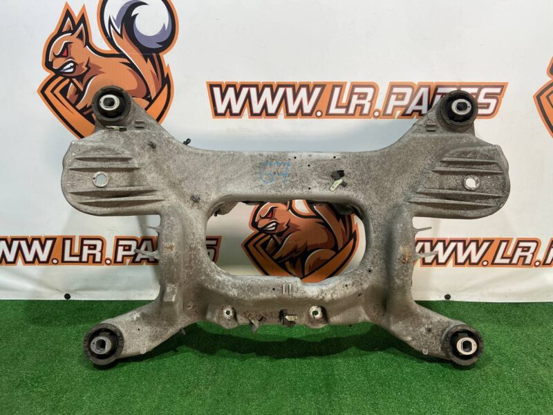 LR086154 Rear suspension beam Range Rover Sport L494 (2014-2022) Used cost 265 € in stock 3 pcs.
