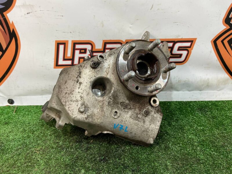 LR087650 Rear left axle Land Rover Discovery Sport L550 (2015-) Used cost 150 € in stock 4 pcs.