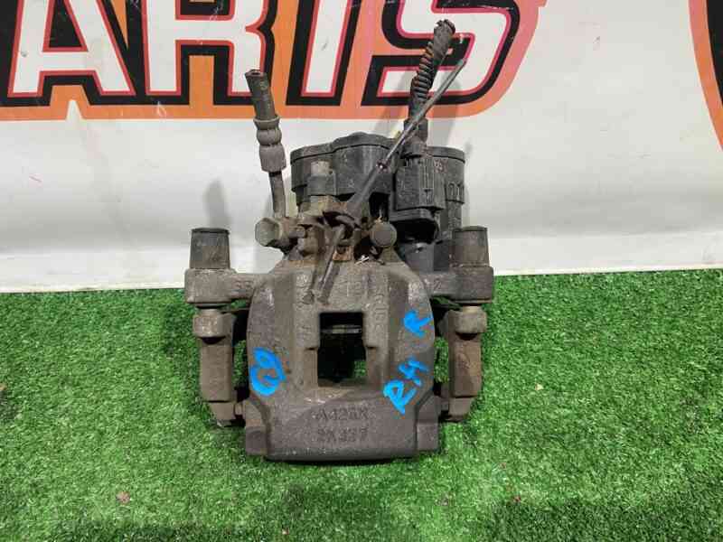 LR090703 Rear right caliper Range Rover Velar L560 (2018-) USED cost 150 € in stock 4 pcs.