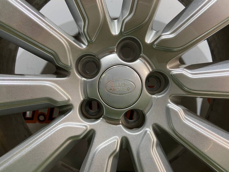 LR091543 Wheels R20 8,5x20CHx45 Range Rover Velar L560 Used cost 400 € in stock 4 pcs.