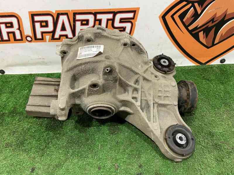 LR091684 Rear differential Range Rover L405 (2013-2021) used cost 700 € in stock 1 pcs.