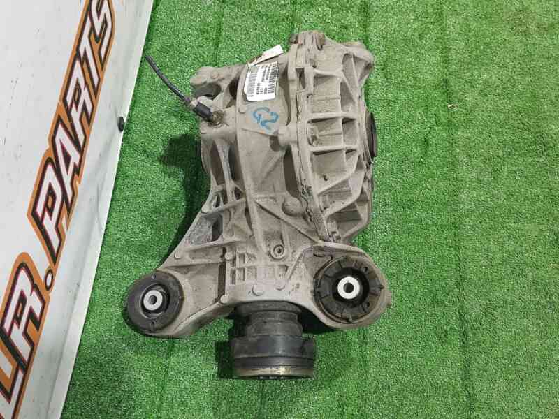 LR091693 Rear reducer without blocking 3.31 Land Rover Discovery 5 L462 (2017-) used cost 500 € in stock 2 pcs.