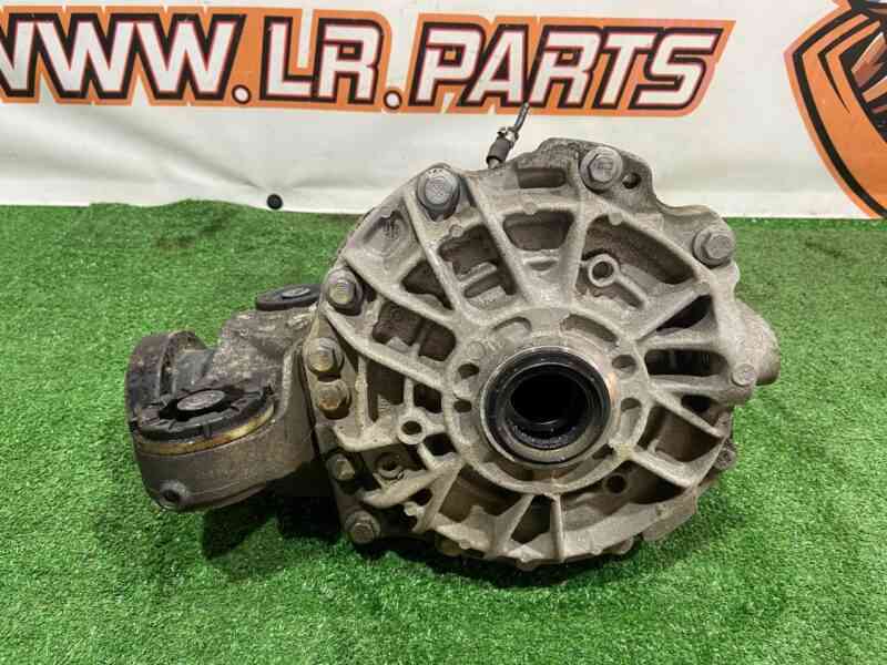 LR091694 Rear differential LAND ROVER DISCOVERY 5 (L462) Used cost 479,16 € in stock 1 pcs.