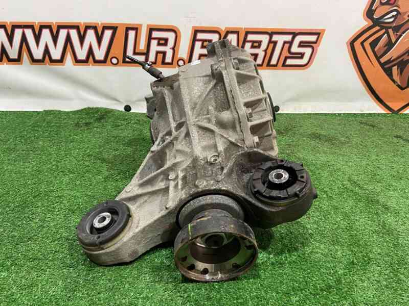 LR091694 Rear differential LAND ROVER DISCOVERY 5 (L462) Used cost 479,16 € in stock 1 pcs.