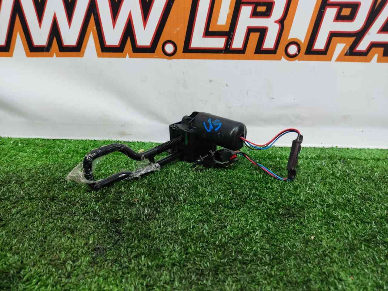 LR092440 Right seat electric motor Range Rover Velar L560 (2018-) USED cost 75 € in stock 1 pcs.