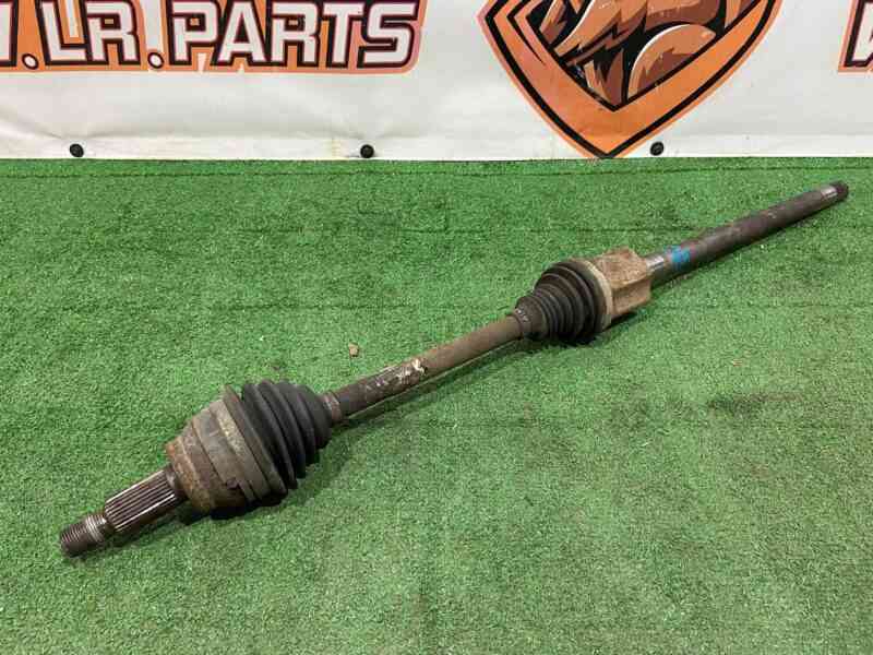 LR092738 Half shaft front right Range Rover Velar L560 (2018-) Used - Image 26