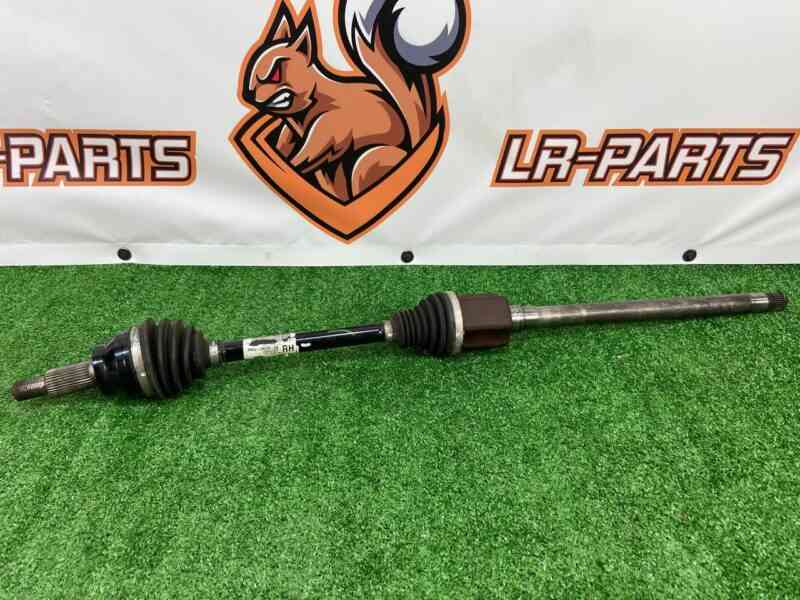 LR092738 Half shaft front right Range Rover Velar L560 (2018-) Used cost 350 € in stock 2 pcs.