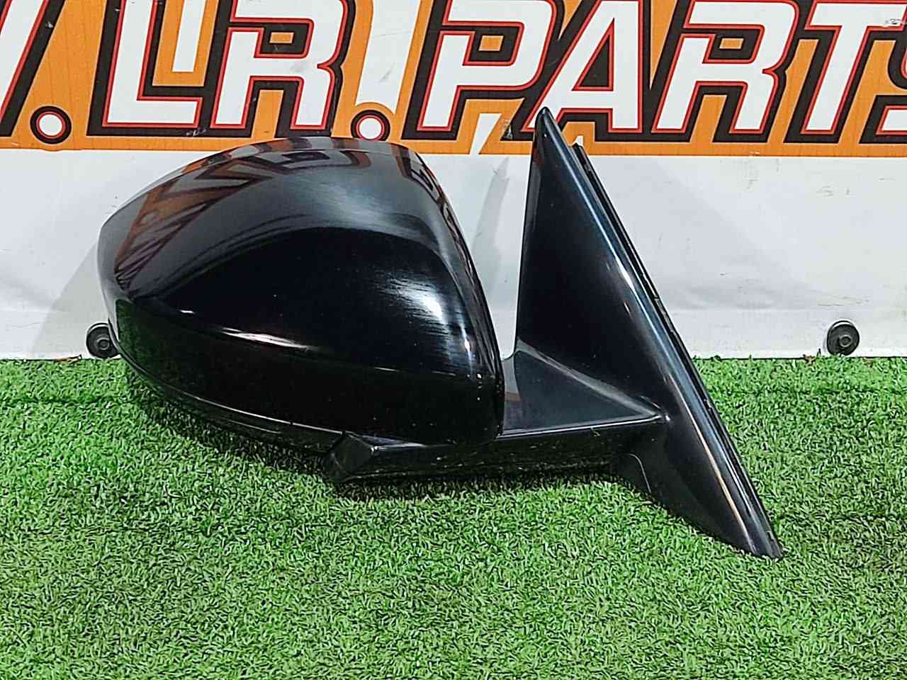 LR093153 Right mirror glass with electrochromic, without blind zones for Range Rover Velar L560 (2018-) Used cost 130 € in stock 1 pcs.