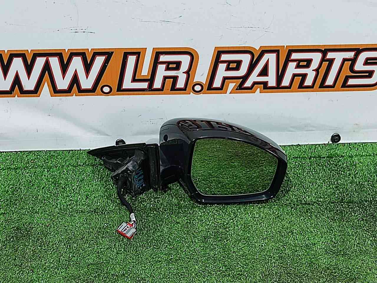 LR093153 Right mirror glass with electrochromic, without blind zones for Range Rover Velar L560 (2018-) Used - Image 12
