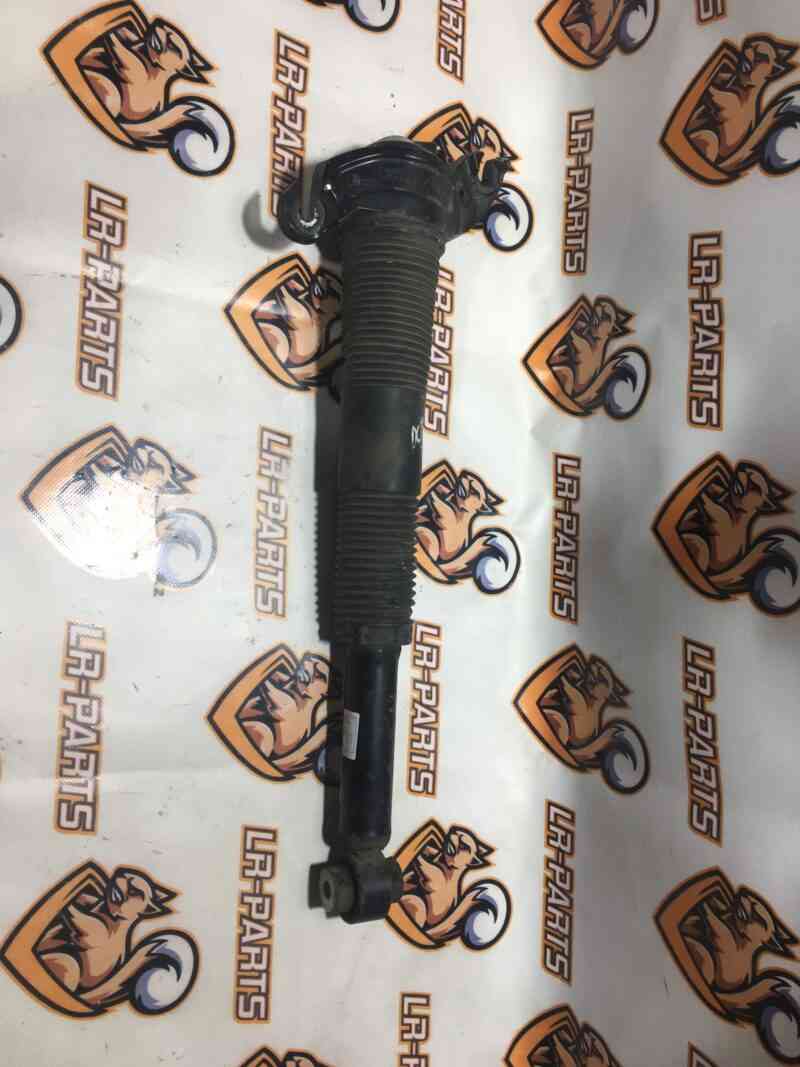LR098141 Rear shock absorber 2.0 TDI Land Rover Discovery Sport L550 (2015-) USED cost 100 € in stock 12 pcs.