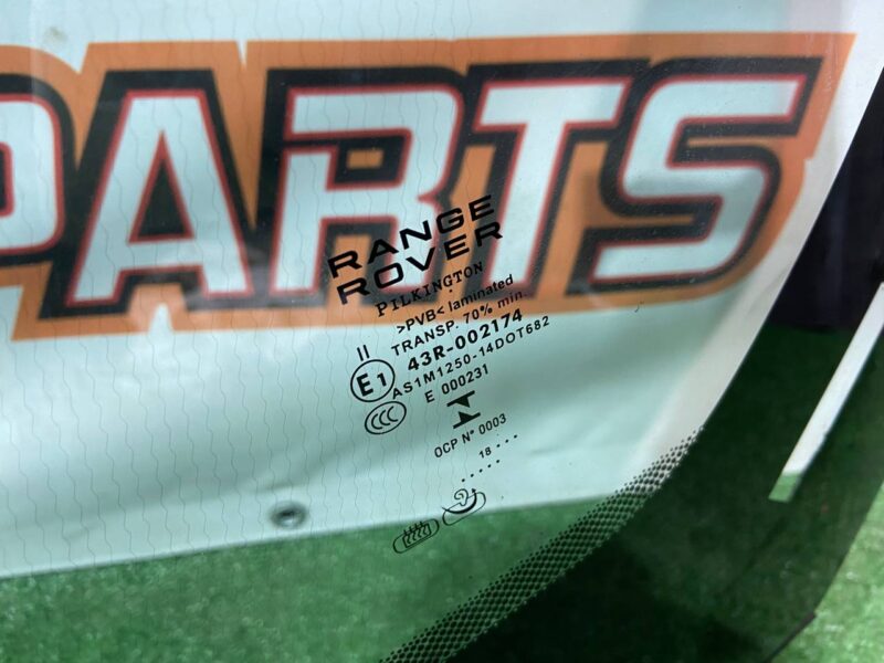 LR098862 Windshield Range Rover Sport L494 (2014-2022) Used - Image 12
