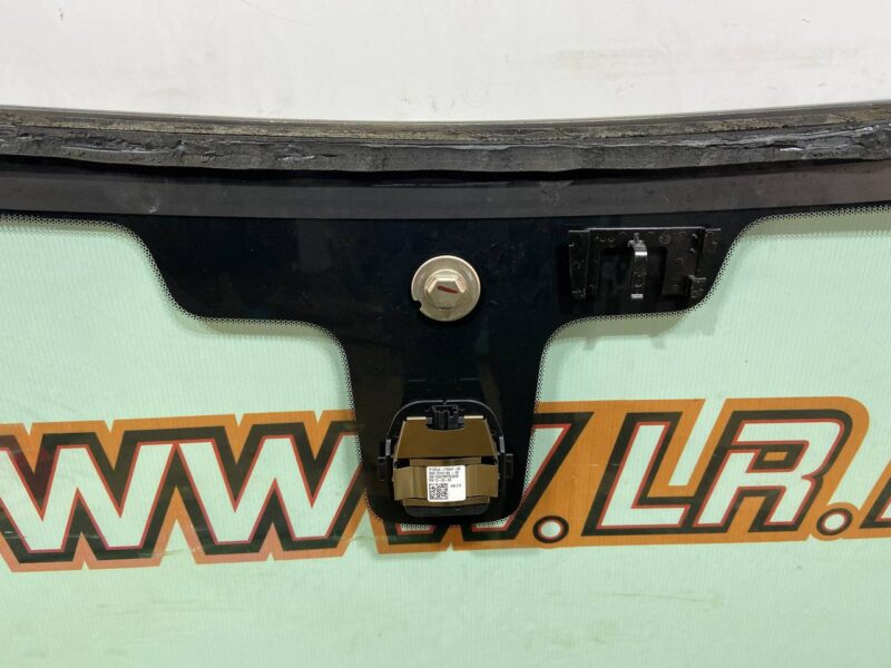LR098862 Windshield Range Rover Sport L494 (2014-2022) Used - Image 14