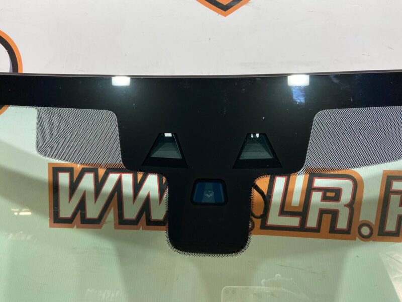 LR098862 Windshield Range Rover Sport L494 (2014-2022) Used cost 400 € in stock 3 pcs.