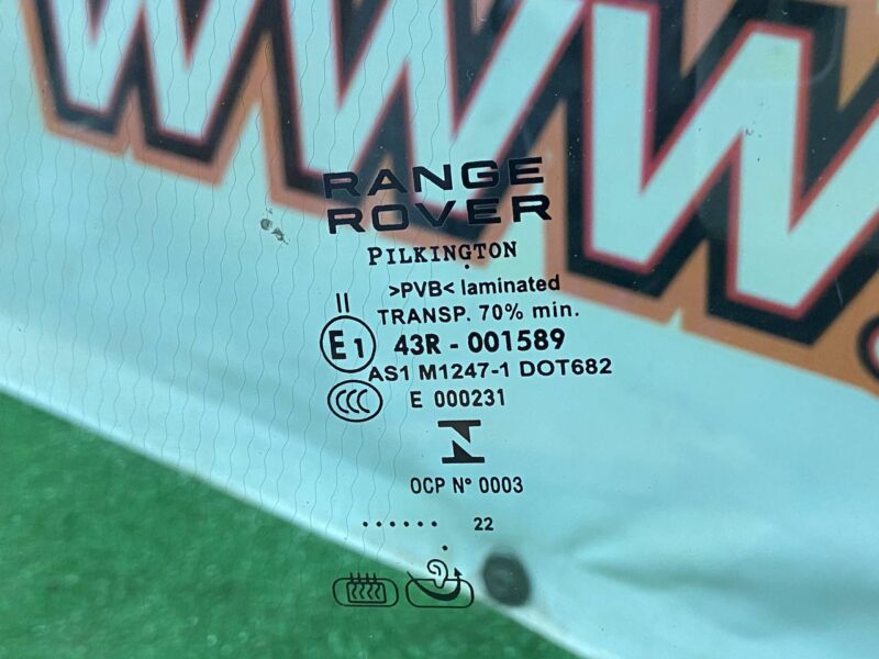 LR098862 Windshield Range Rover Sport L494 (2014-2022) Used cost 400 € in stock 3 pcs.