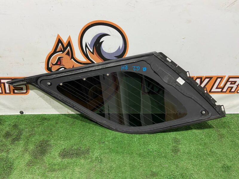 LR099661 Body glass, side right rear Land Rover Discovery 5 L462 (2017-) Used cost 190 € in stock 2 pcs.