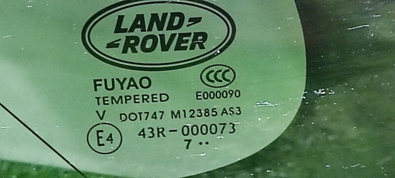 LR099662 Left rear body glass Land Rover Discovery 5 L462 (2017-) Used cost 190 € in stock 4 pcs.