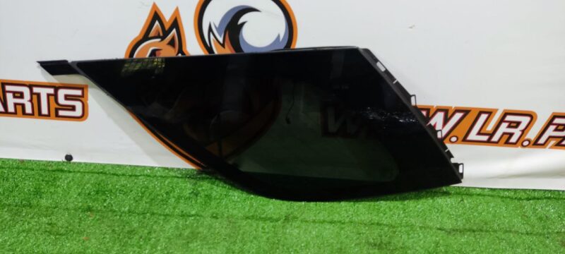 LR099662 Left rear body glass Land Rover Discovery 5 L462 (2017-) Used cost 190 € in stock 4 pcs.