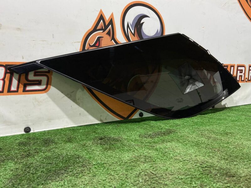 LR099662 Left rear body glass Land Rover Discovery 5 L462 (2017-) Used cost 190 € in stock 4 pcs.