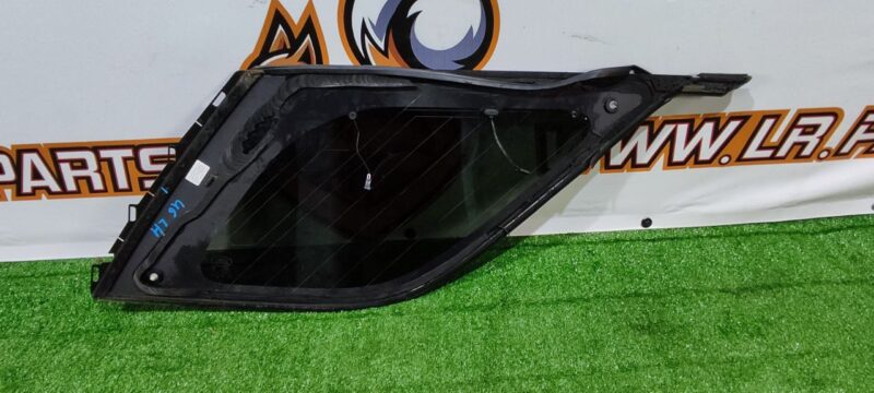 LR099662 Left rear body glass Land Rover Discovery 5 L462 (2017-) Used cost 190 € in stock 4 pcs.