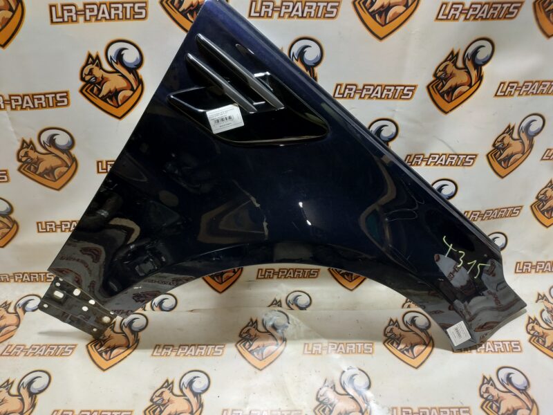 LR100544 Front right wing 2018- Range Rover Sport L494 (2014-2022) Used cost 600 € in stock 4 pcs.
