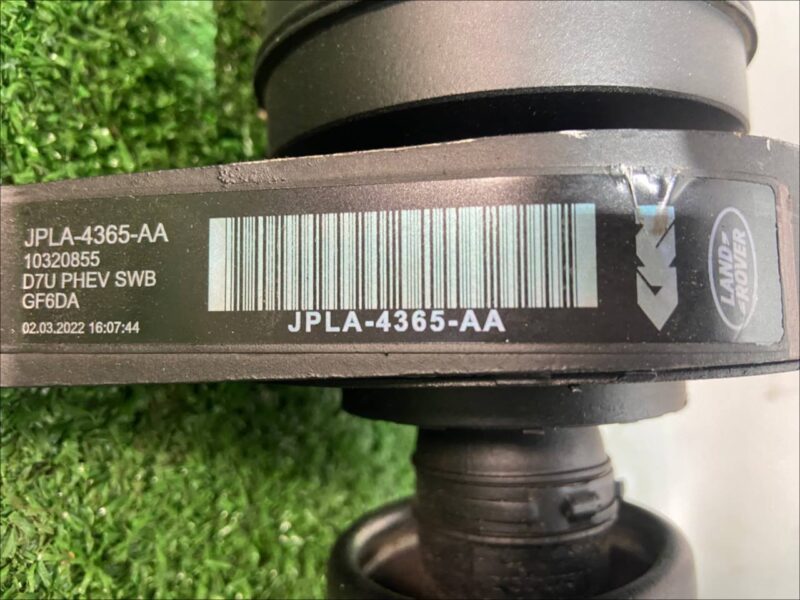 LR100831 Driveshaft Range Rover Sport L494 (2014-2022) Used cost 600 € in stock 1 pcs.