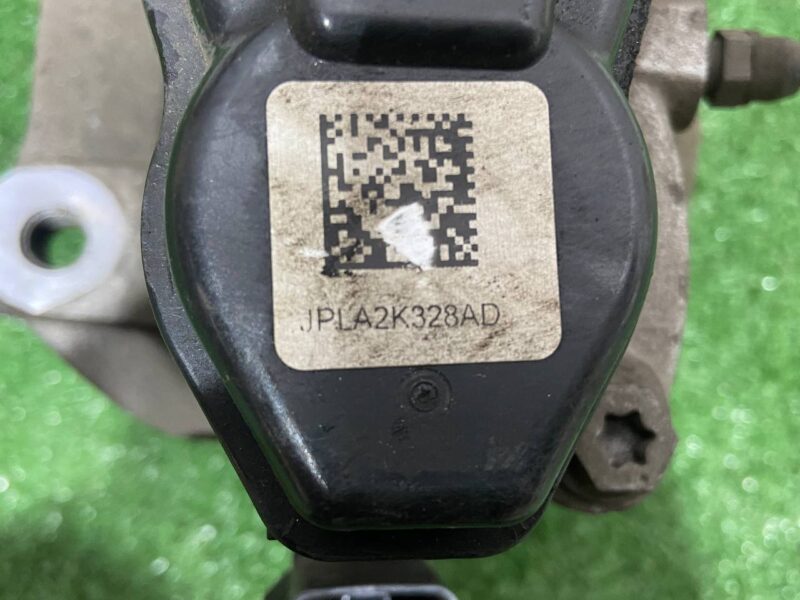 LR102246 Rear left caliper Range Rover Sport L494 (2014-2022) Used cost 85 € in stock 3 pcs.