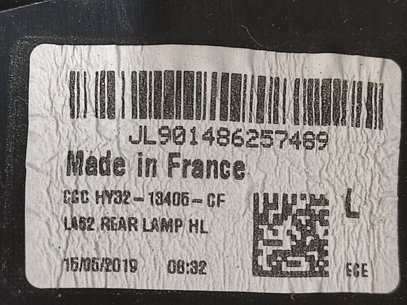 LR106847 Rearlight left fender lamp Land Rover Discovery 5 L462 (2017-) used cost 250 € in stock 1 pcs.