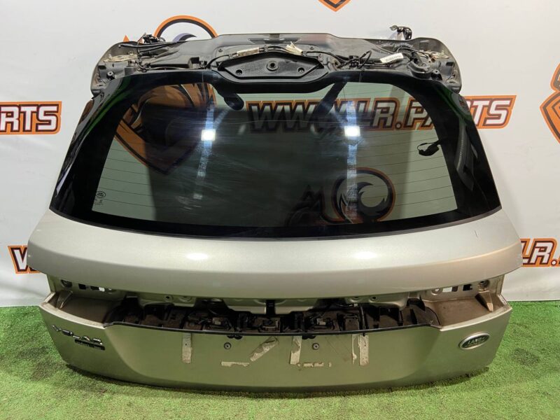 LR110352 Trunk lid Range Rover Velar L560 (2018-) Used cost 400 € in stock 2 pcs.