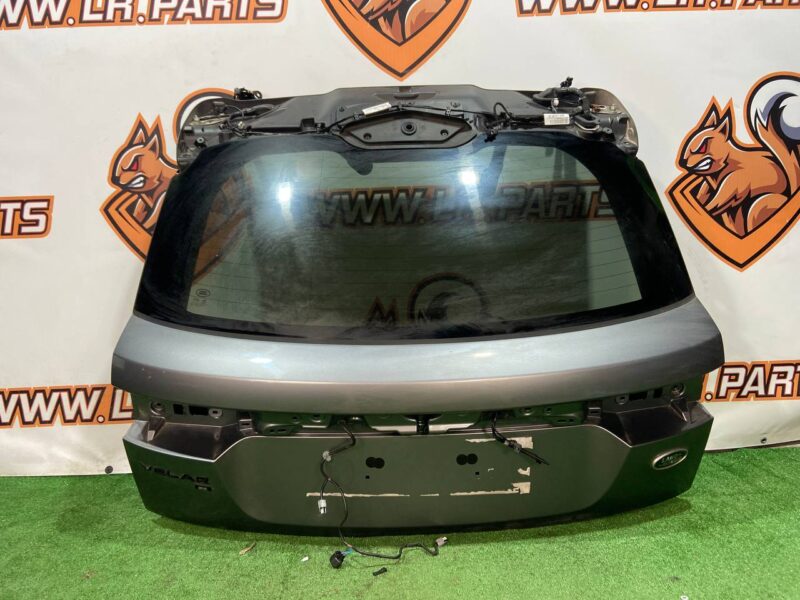 LR110352 Trunk lid Range Rover Velar L560 (2018-) Used cost 400 € in stock 2 pcs.
