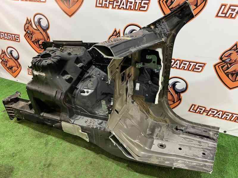 LR111045 Quarter front right Land Rover Discovery 5 L462 used cost 549,99 € in stock 1 pcs.