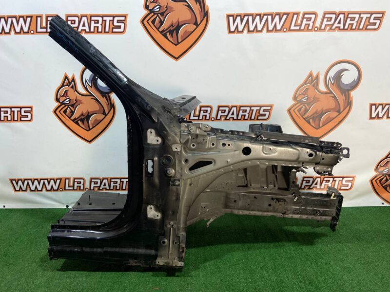 LR111045 Quarter front right Land Rover Discovery 5 L462 used cost 549,99 € in stock 1 pcs.