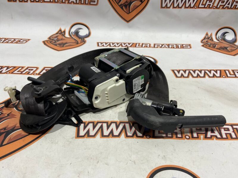 LR112205 Front right seat belt Range Rover Sport L494 (2014-2022) Used cost 150 € in stock 1 pcs.