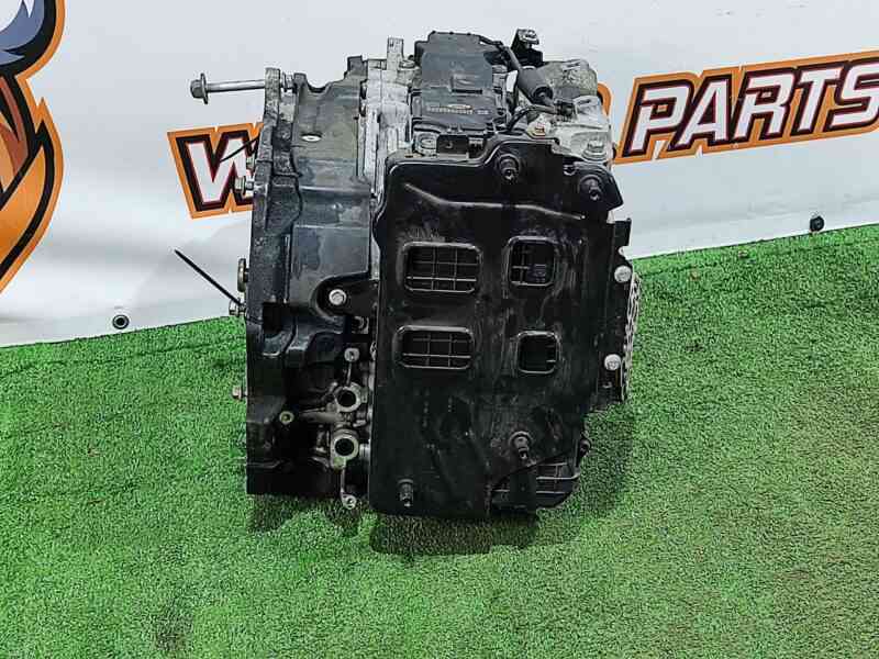 LR112526 Automatic Transmission 9HP48 Land Rover Discovery Sport L550 Used cost 1 300 € in stock 2 pcs.