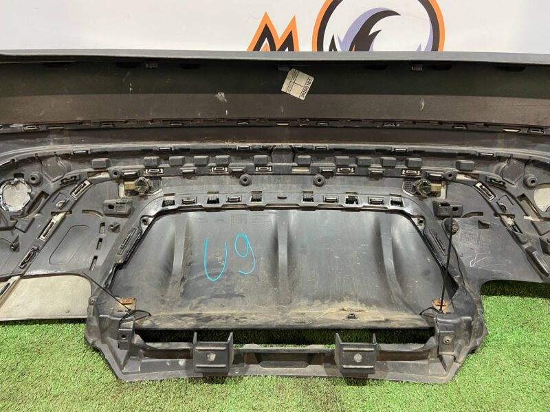 LR112604 Rear bumper complete Range Rover Velar L560 (2018-) Used - Image 12