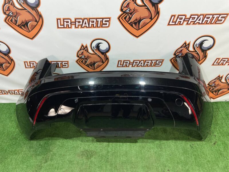 LR112604 Rear bumper complete Range Rover Velar L560 (2018-) Used cost 1 000 € in stock 2 pcs.