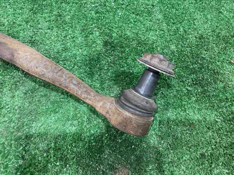 LR113306 Lever front right lower (front) Range Rover L405 (2013-2021) Used cost 105 € in stock 13 pcs.