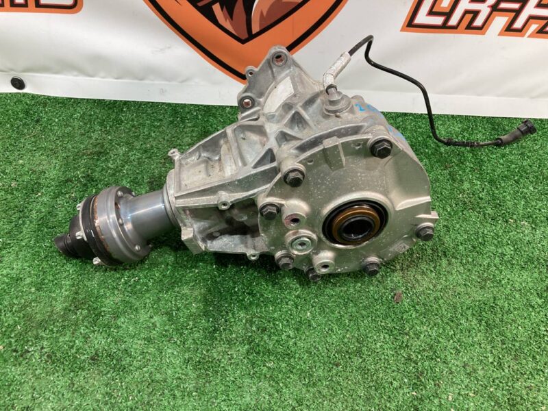 LR117516 Transfer Case 2.0TD 2.0IE Land Rover Discovery Sport L550 (2015-) Used cost 540 € in stock 2 pcs.