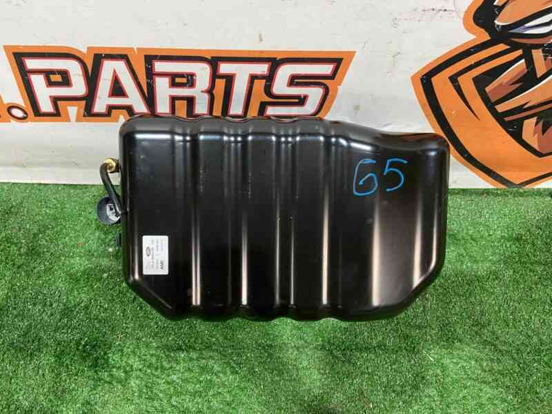 LR121140 Air Suspension Compressor Land Rover Discovery 5 L462 (2017-) Used - Image 16