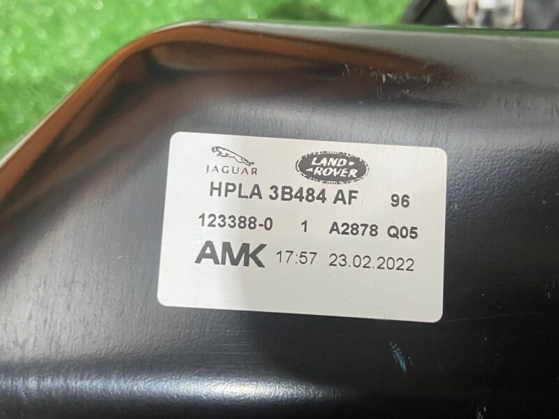 LR121140 Air Suspension Compressor Land Rover Discovery 5 L462 (2017-) Used - Image 28