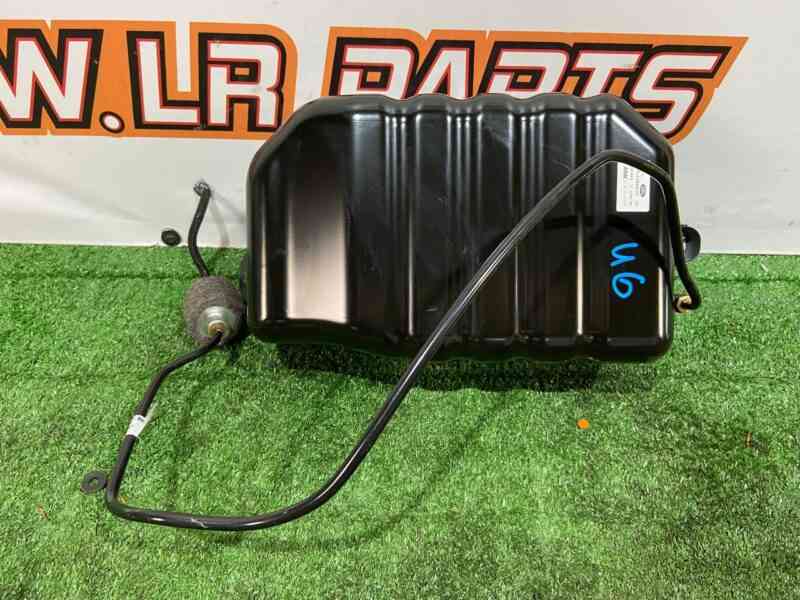 LR121140 Air Suspension Compressor Land Rover Discovery 5 L462 (2017-) Used cost 441 € in stock 10 pcs.