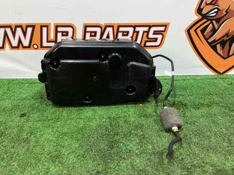 LR121140 Air Suspension Compressor Land Rover Discovery 5 L462 (2017-) Used cost 441 € in stock 10 pcs.