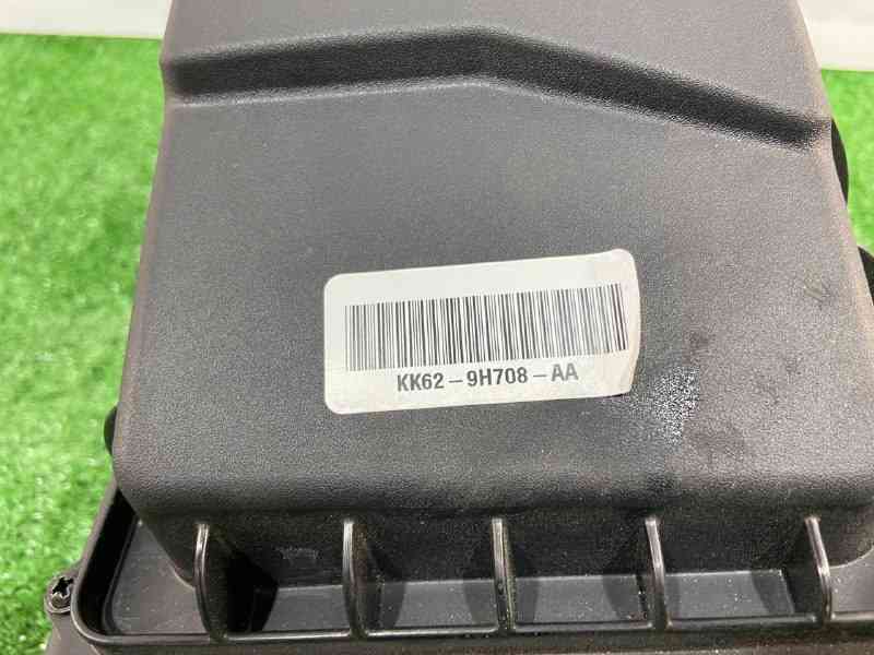 LR122708 Air filter housing 3.0TD 3.0ie ingenium right Range Rover Sport L494 (2014-2022) Used cost 300 € in stock 1 pcs.